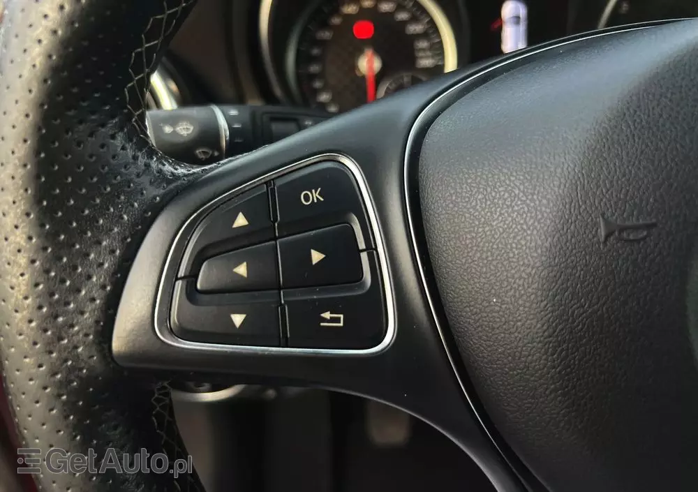 MERCEDES-BENZ Klasa A 180 d