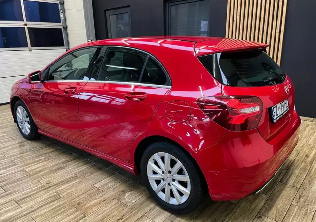 MERCEDES-BENZ Klasa A 180 d