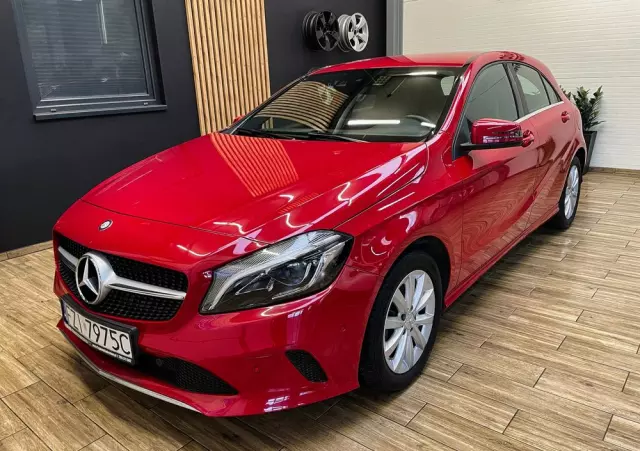 MERCEDES-BENZ Klasa A 180 d
