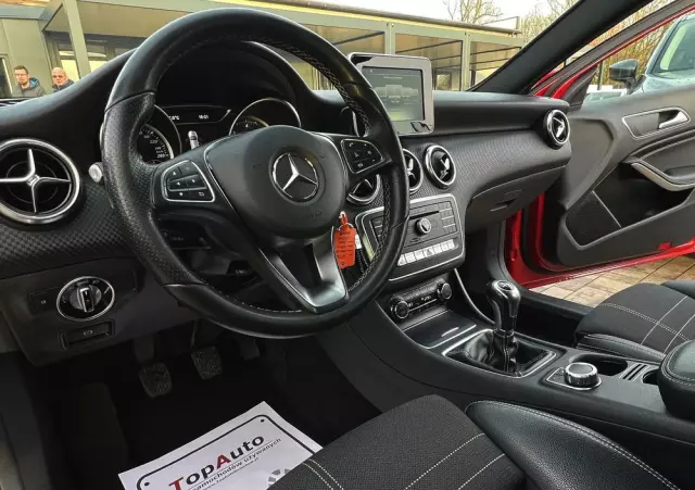 MERCEDES-BENZ Klasa A 180 d