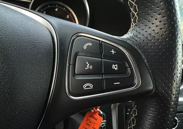 MERCEDES-BENZ Klasa A 180 d