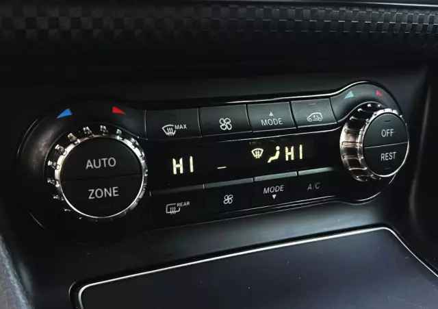 MERCEDES-BENZ Klasa A 180 d