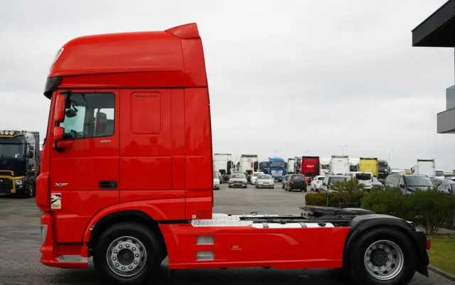 DAF XF 480 / SUPER SPACE CAB / RETARDER /  KLIMA POSTOJOWA / 