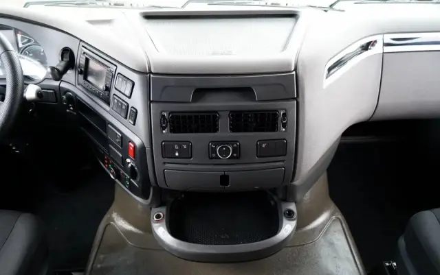 DAF XF 480 / SUPER SPACE CAB / RETARDER /  KLIMA POSTOJOWA / 