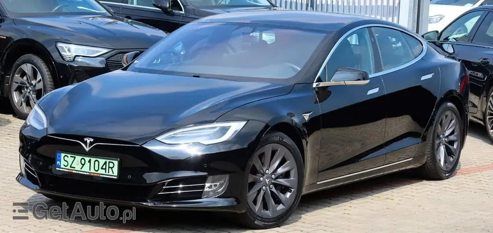 TESLA Model S Long Range Plus