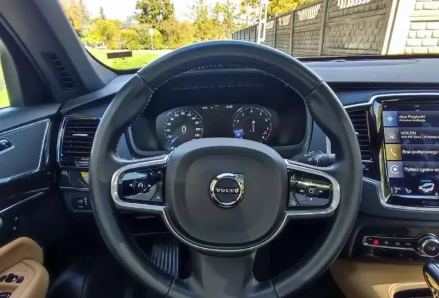 VOLVO XC 90 T6 AWD Geartronic Momentum