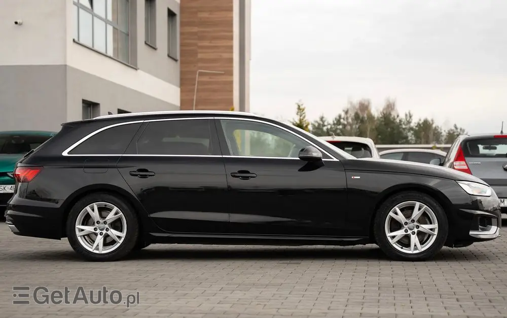 AUDI A4 Avant 35 TDI S tronic advanced