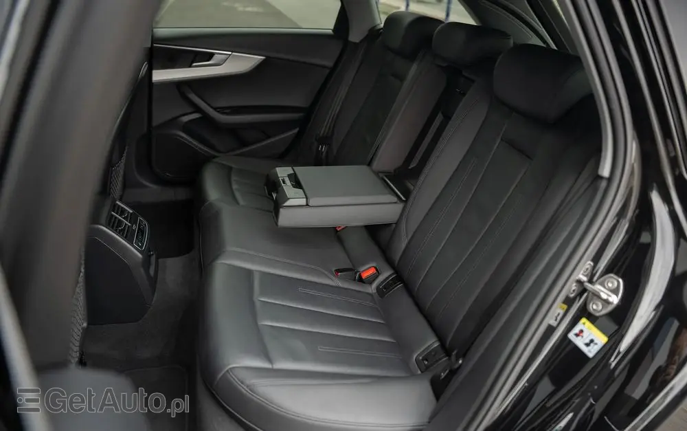 AUDI A4 Avant 35 TDI S tronic advanced