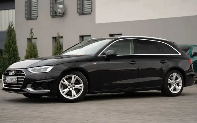 AUDI A4 Avant 35 TDI S tronic advanced