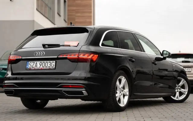 AUDI A4 Avant 35 TDI S tronic advanced
