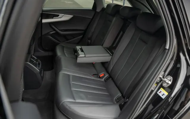 AUDI A4 Avant 35 TDI S tronic advanced