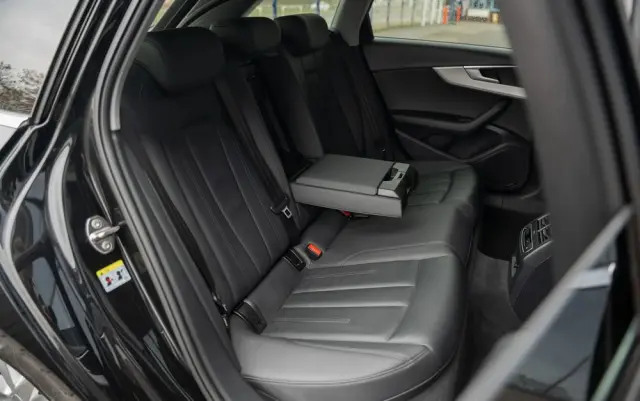 AUDI A4 Avant 35 TDI S tronic advanced