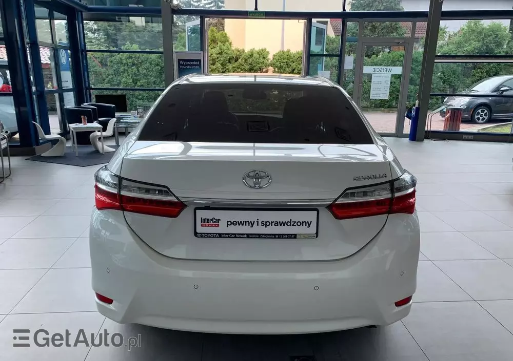 TOYOTA Corolla 1.6 Prestige