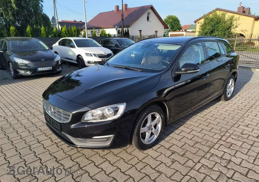 VOLVO V60 D2 Drive-E Dynamic Edition (Kinetic)