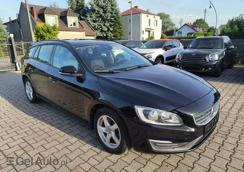 VOLVO V60 D2 Drive-E Dynamic Edition (Kinetic)