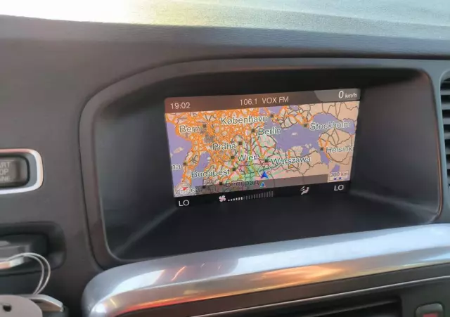 VOLVO V60 D2 Drive-E Dynamic Edition (Kinetic)