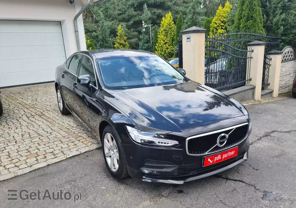 VOLVO S90 D3 Momentum