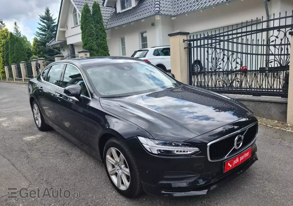 VOLVO S90 D3 Momentum
