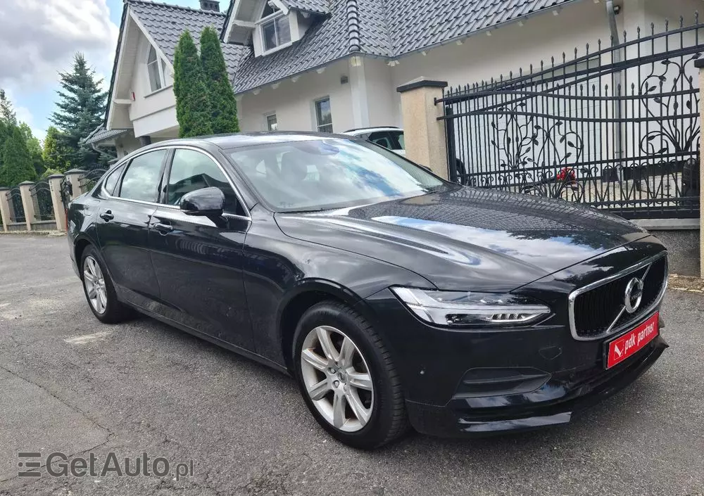 VOLVO S90 D3 Momentum