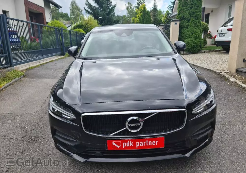 VOLVO S90 D3 Momentum