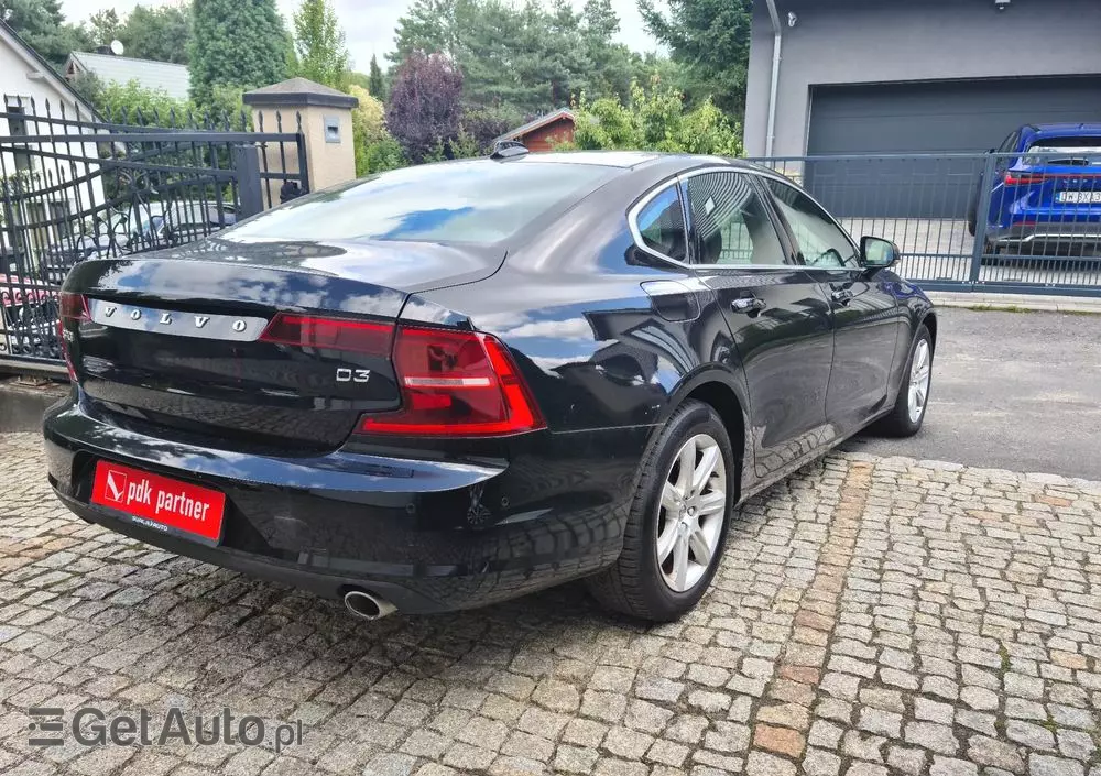 VOLVO S90 D3 Momentum