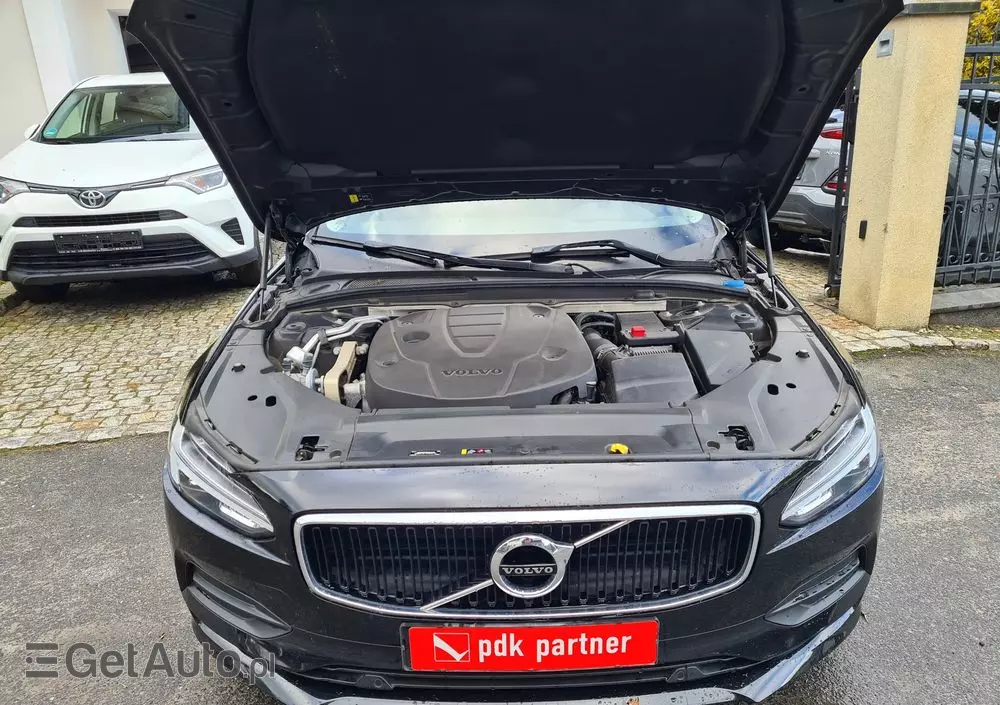VOLVO S90 D3 Momentum