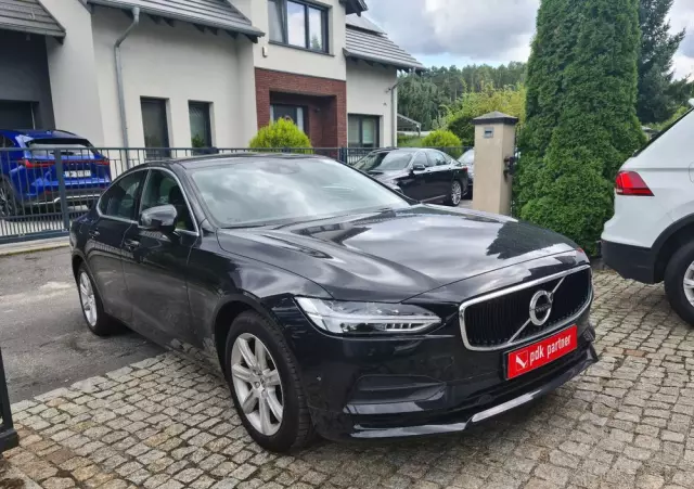VOLVO S90 D3 Momentum
