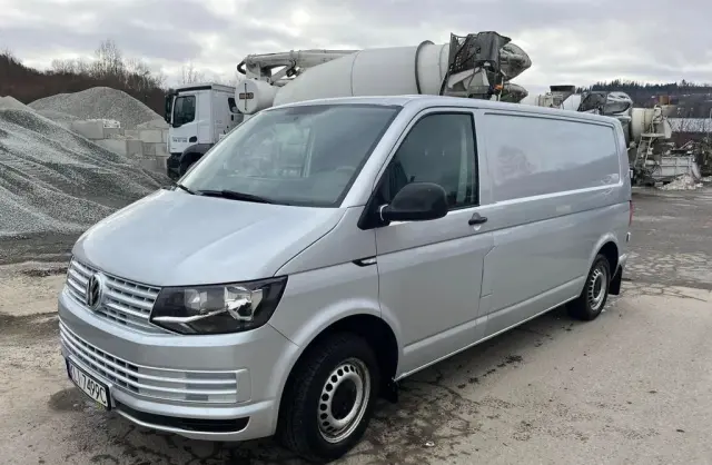 VOLKSWAGEN TRANSPORTER 