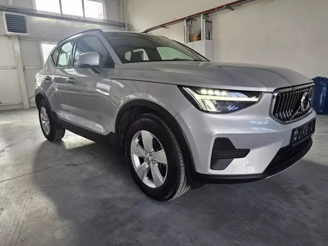 VOLVO XC 40 
