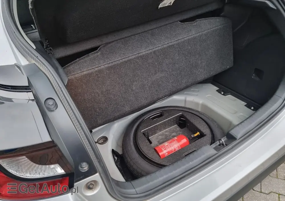 TOYOTA Yaris 1.5 Comfort