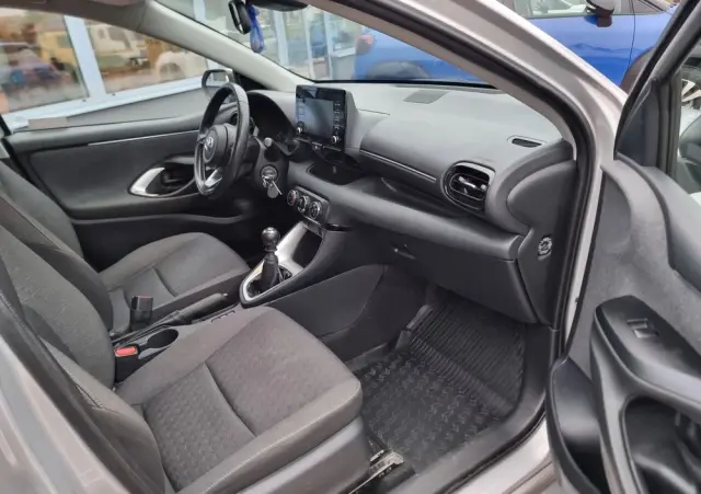 TOYOTA Yaris 1.5 Comfort