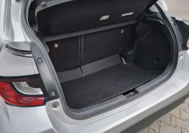 TOYOTA Yaris 1.5 Comfort