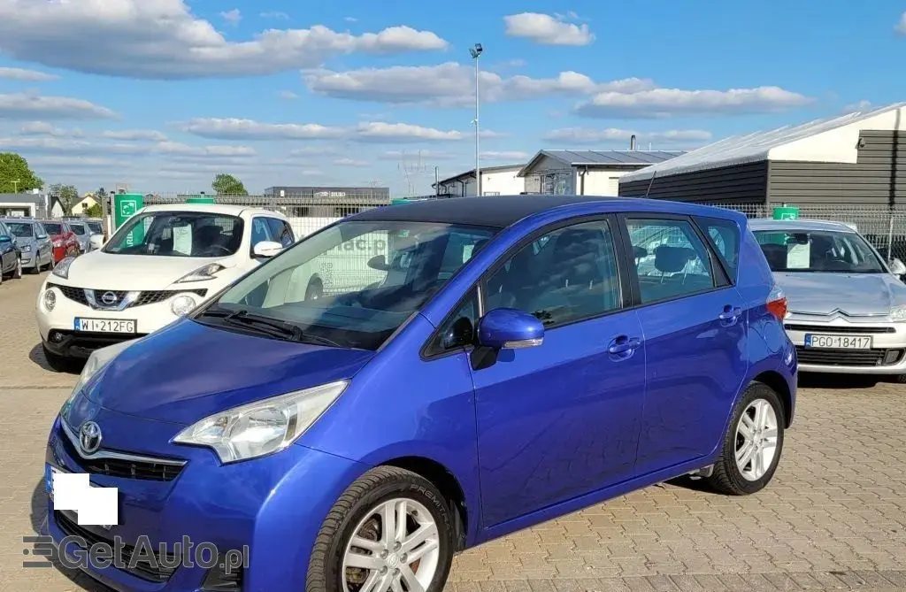 TOYOTA Verso-S 