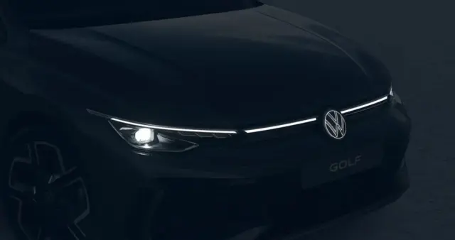VOLKSWAGEN Golf 1.5 eTSI OPF DSG R-Line