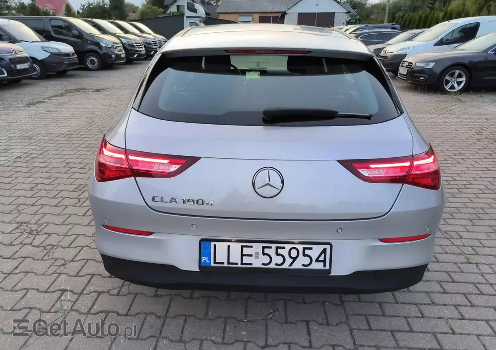 MERCEDES-BENZ CLA 180 d Shooting Brake 8G-DCT Edition 2022
