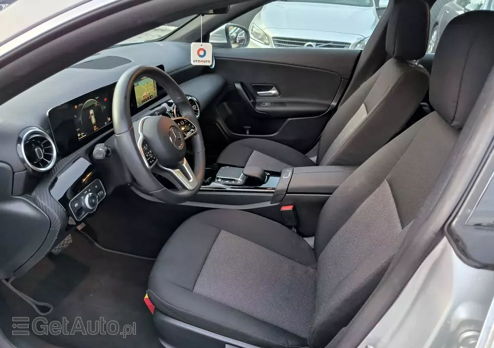 MERCEDES-BENZ CLA 180 d Shooting Brake 8G-DCT Edition 2022