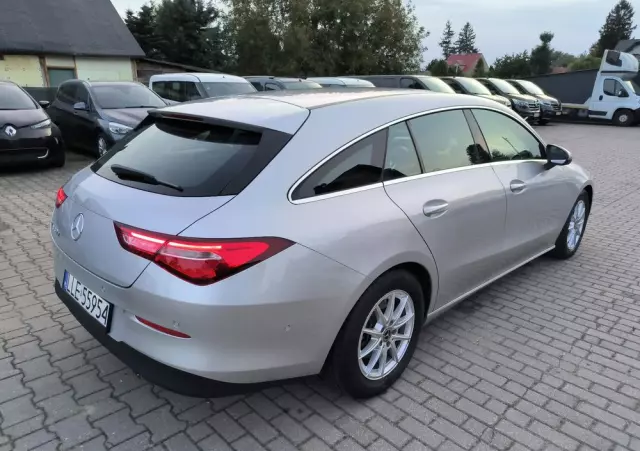 MERCEDES-BENZ CLA 180 d Shooting Brake 8G-DCT Edition 2022