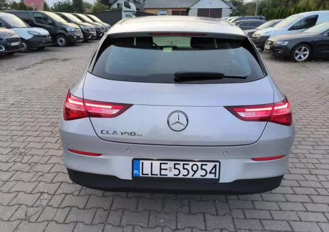 MERCEDES-BENZ CLA 180 d Shooting Brake 8G-DCT Edition 2022