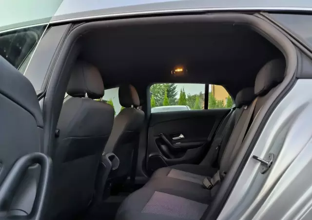 MERCEDES-BENZ CLA 180 d Shooting Brake 8G-DCT Edition 2022