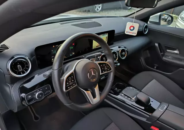 MERCEDES-BENZ CLA 180 d Shooting Brake 8G-DCT Edition 2022