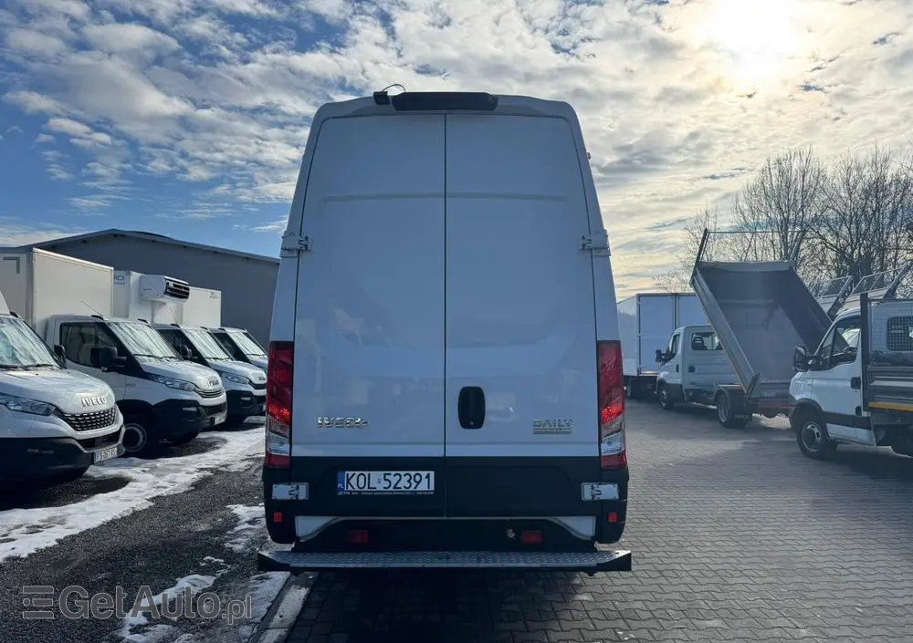 IVECO 70c18 72c17 65c15 50c17 50c15 35c15 35c14 