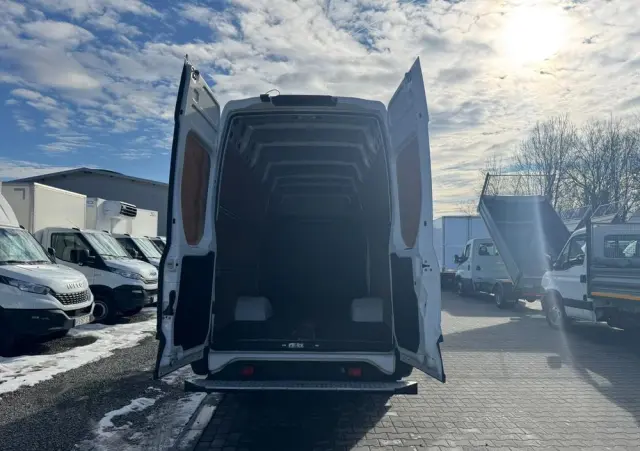 IVECO 70c18 72c17 65c15 50c17 50c15 35c15 35c14 