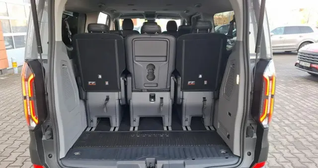 FORD Tourneo Custom 