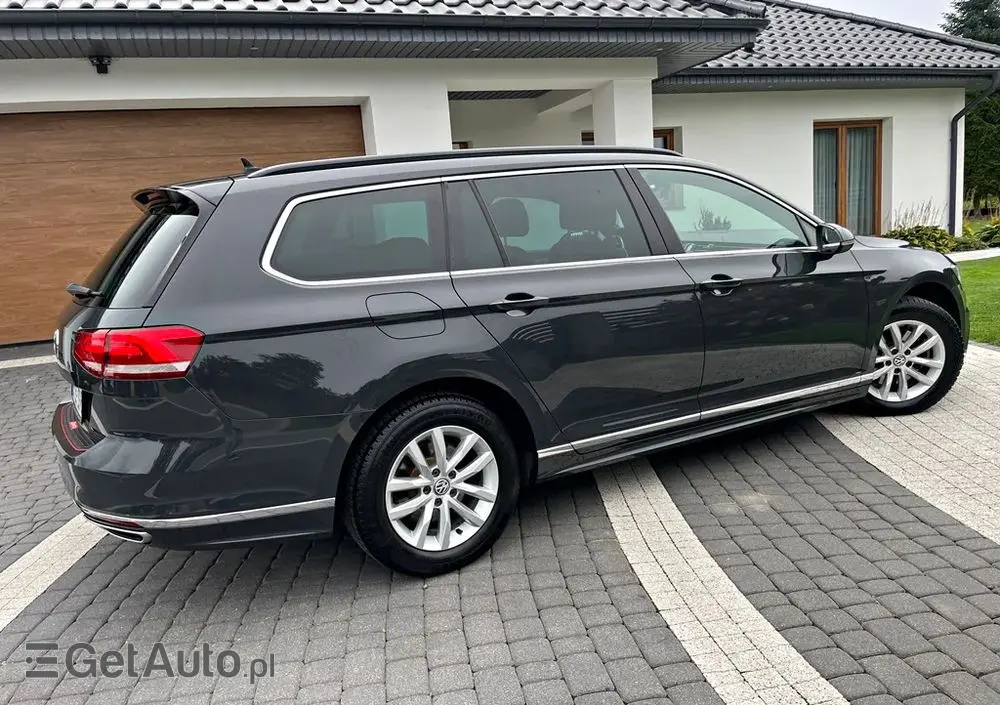 VOLKSWAGEN Passat 1.6 TDI (BlueMotion Technology) Comfortline