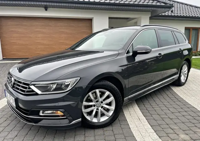 VOLKSWAGEN Passat 1.6 TDI (BlueMotion Technology) Comfortline