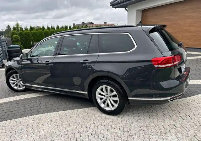 VOLKSWAGEN Passat 1.6 TDI (BlueMotion Technology) Comfortline