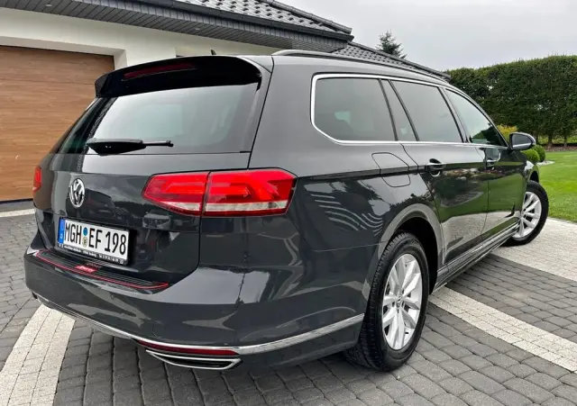 VOLKSWAGEN Passat 1.6 TDI (BlueMotion Technology) Comfortline