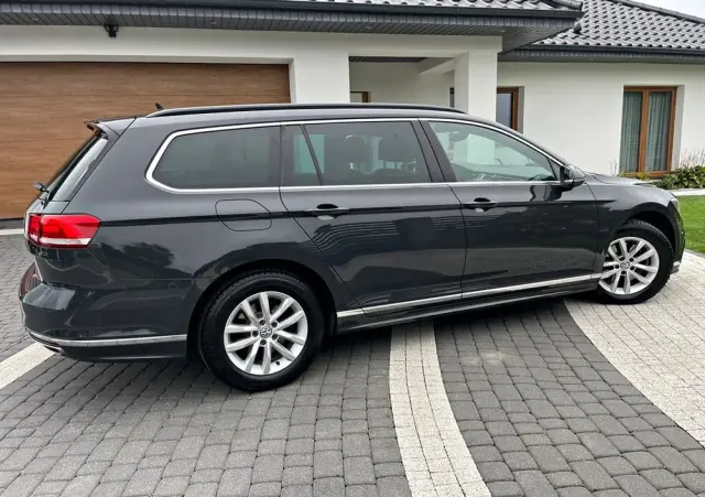 VOLKSWAGEN Passat 1.6 TDI (BlueMotion Technology) Comfortline