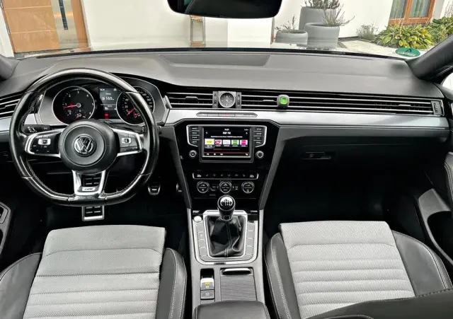 VOLKSWAGEN Passat 1.6 TDI (BlueMotion Technology) Comfortline