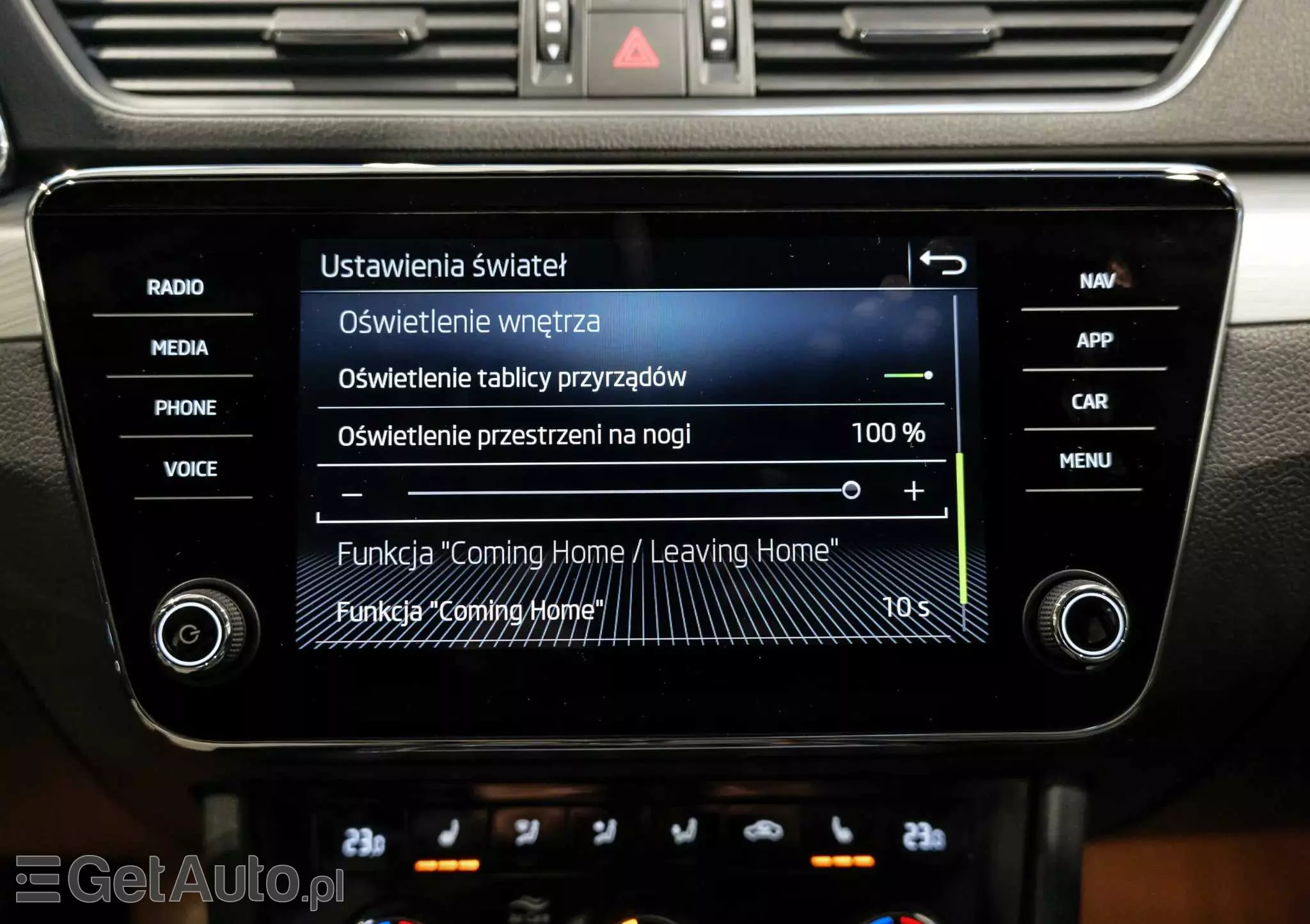 SKODA Superb 2.0 TDI SCR Ambition